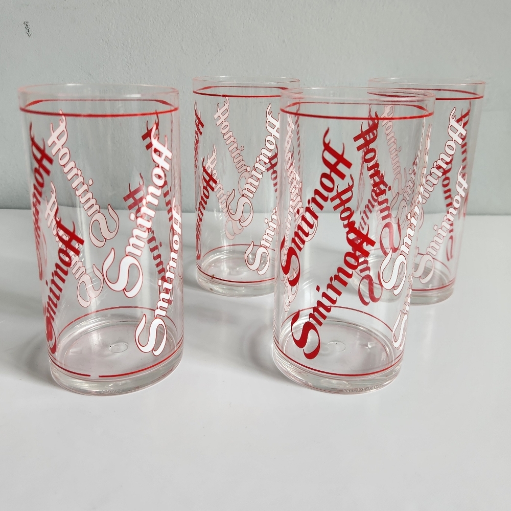 Vintage Smirnoff Plastic Cups (4)